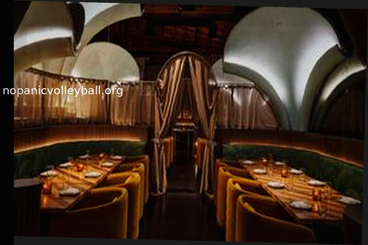 38 Best Restaurants in Los Angeles, According to a Longtime Local