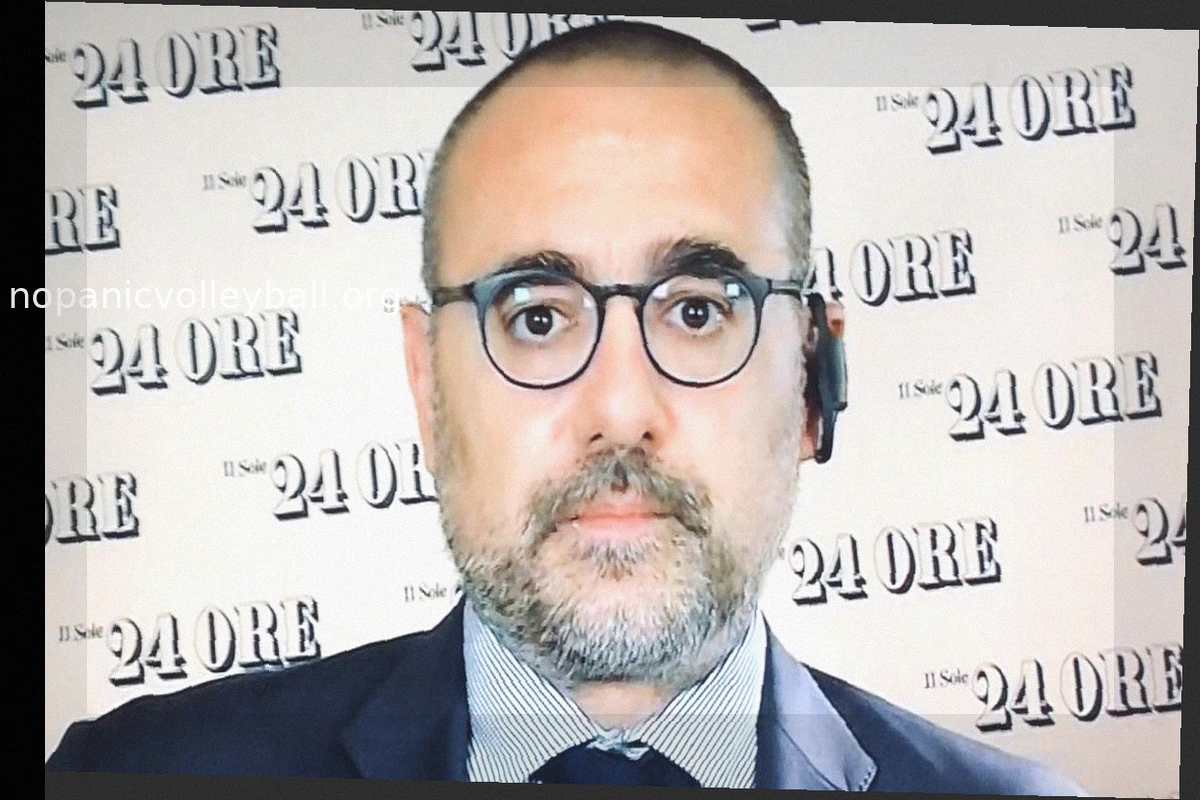 Champions League Draw: Bellinazzo Explains Why Progression is Crucial for Napoli